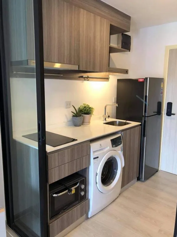 For rent KENSINGTON PHAHOLYOTIN 63 beautiful rooms at an affordable price. Meet your needs, book now.