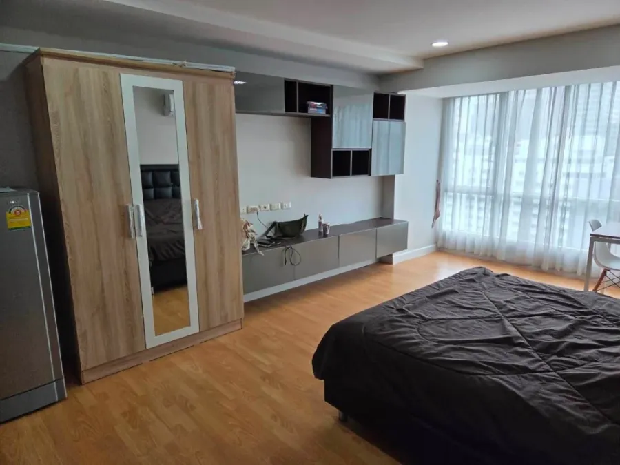 ให้เช่า The TRENDY Condominium ห้องกว้างพื้นที่ใช้สอยเยอะ มาพร้อมเฟอร์ครบครัน หิ้วกระเป๋าเข้าอยู่ได้เลยจ้า