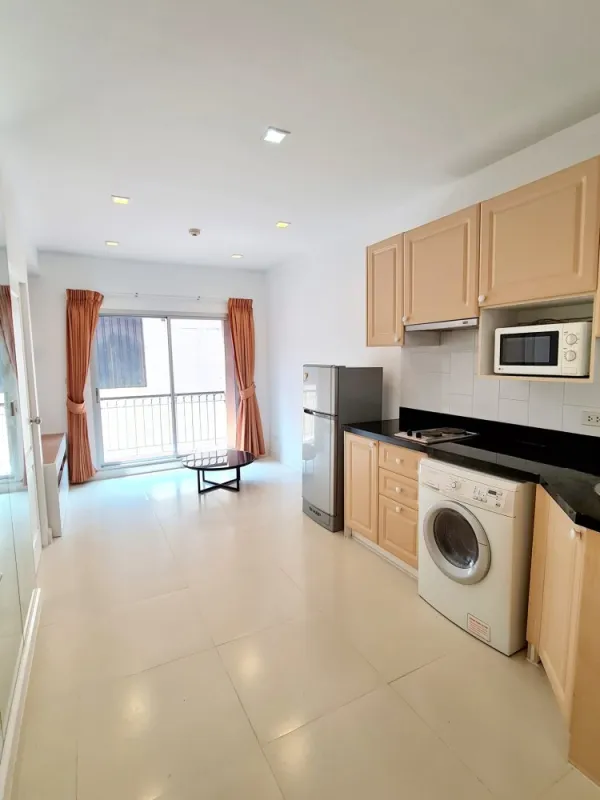ขาย ให้เช่า คอนโด เดอะซี้ด เตร์เร่ รัชโยธิน หันไปทางเมเจอร์รัชโยธิน เฟอร์นิเจอร์ครบ พร้อมเข้าอยู่