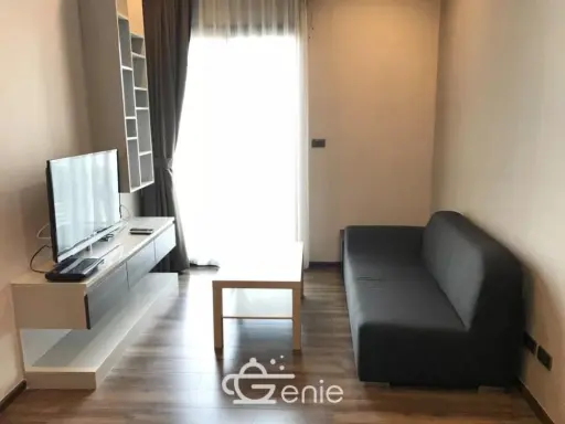 Condo for sale, Wyne Sukhumvit, corner room, very private, city view, plus lots of usable space, hurry and reserve now.