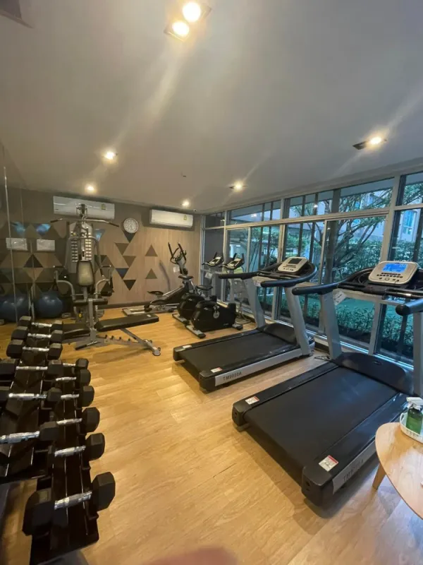 ขาย นิช ไอดี สุขุมวิท 113 ห้องเปล่า โล่งโปร่งสบาย แต่งผนังสบายตา สายรีโนเวทห้องจองด่วนจ้า