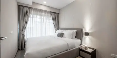 ให้เช่า โซโห​ แบงค็อก​ รัชดา ตกแต่ง Built-in เฟอร์นิเจอร์ครบ โทนสีละมุนตา ราคาละมุนใจ สนใจจองเลย