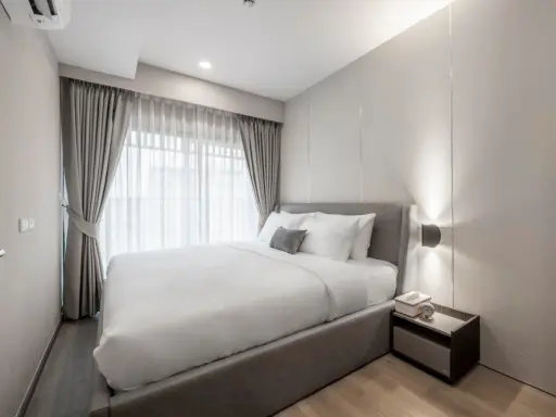 ให้เช่า โซโห​ แบงค็อก​ รัชดา ตกแต่ง Built-in เฟอร์นิเจอร์ครบ โทนสีละมุนตา ราคาละมุนใจ สนใจจองเลย