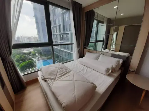 For rent: Ideo Mobi Sukhumvit, 7th floor, swimming pool view, fully furnished, very beautiful and gorgeous. Hurry and reserve before you miss out.
