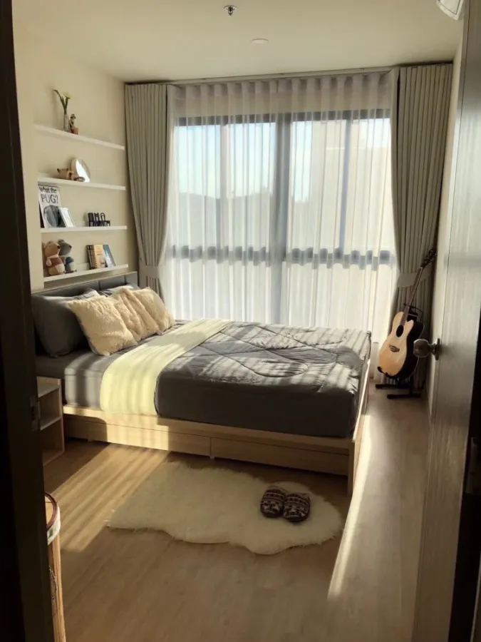For rent: Ideo O2, 3rd floor, Building B, pool view, very chill, decorated with complete furniture and electrical appliances. Hurry and book now!
