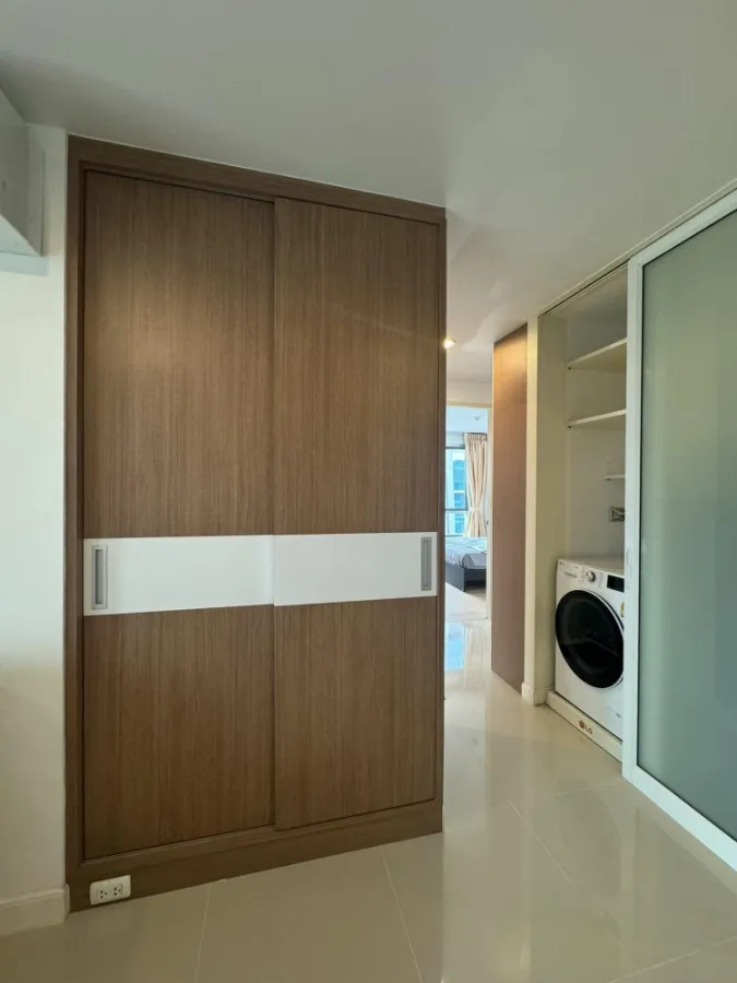 ให้เช่า!! คอนโด ซิลค์ สนามเป้า ชั้น 7 ห้องสวย รีโนเวทใหม่ ทำเลใจกลางเมือง พร้อมเข้าอยู่ จองเลย!!