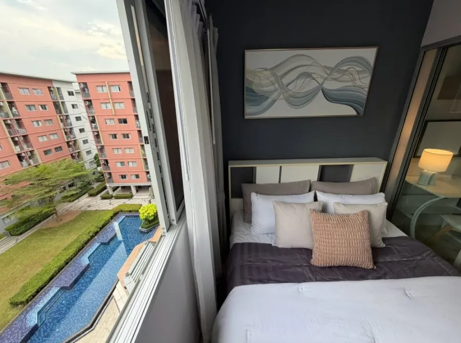 ให้เช่า Plum Condo Park Rangsit ชั้น 5 วิวสระตรงกลาง ห้องสวย แต่งครบ รีบจองเลย