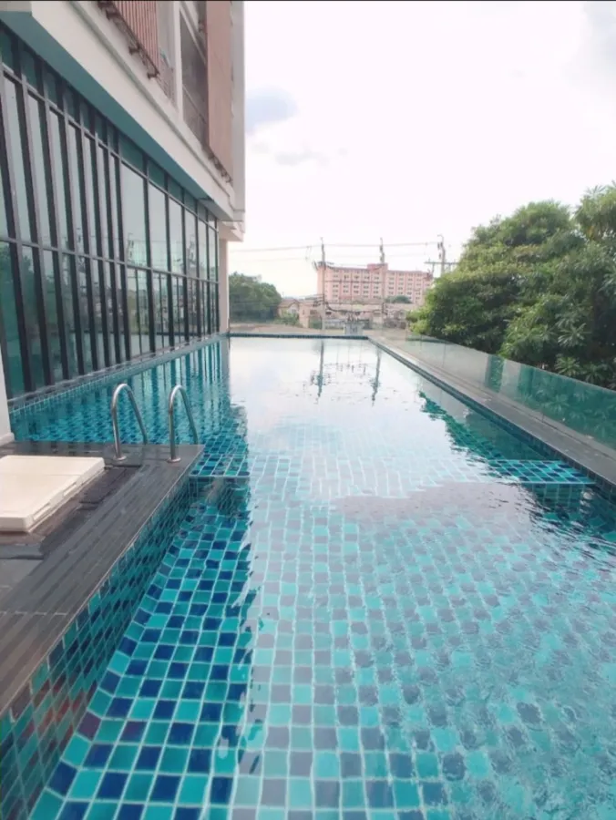 Sale The Forest Chaengwattana, 2 bedrooms, 2 bathrooms, corner room, clear view, no building Ready to carry your bag in.