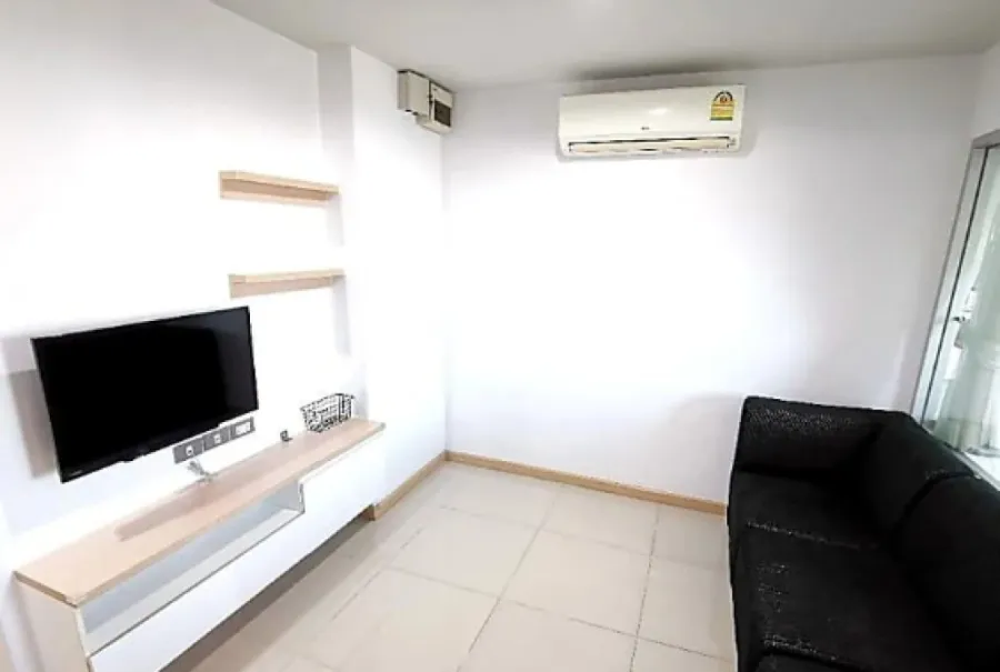 For rent, Rich Park@Bangson Station, nice room with full facilities, high floor, good view, don't miss it.