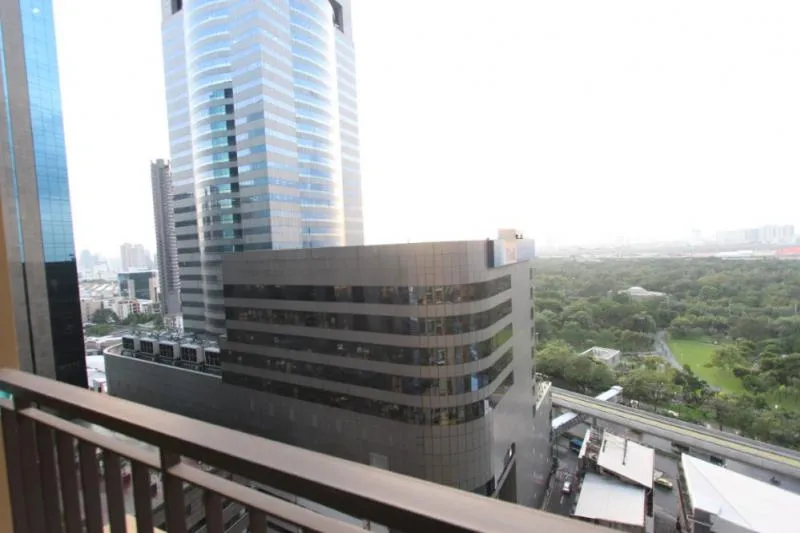 ให้เช่าคอนโด Equinox พหล-วิภา บนทำเลติดรถไฟฟ้า ห้องนี้ราคาดีมาก มีให้ครบ อย่ามั่วแต่มอง จองเลยๆ
