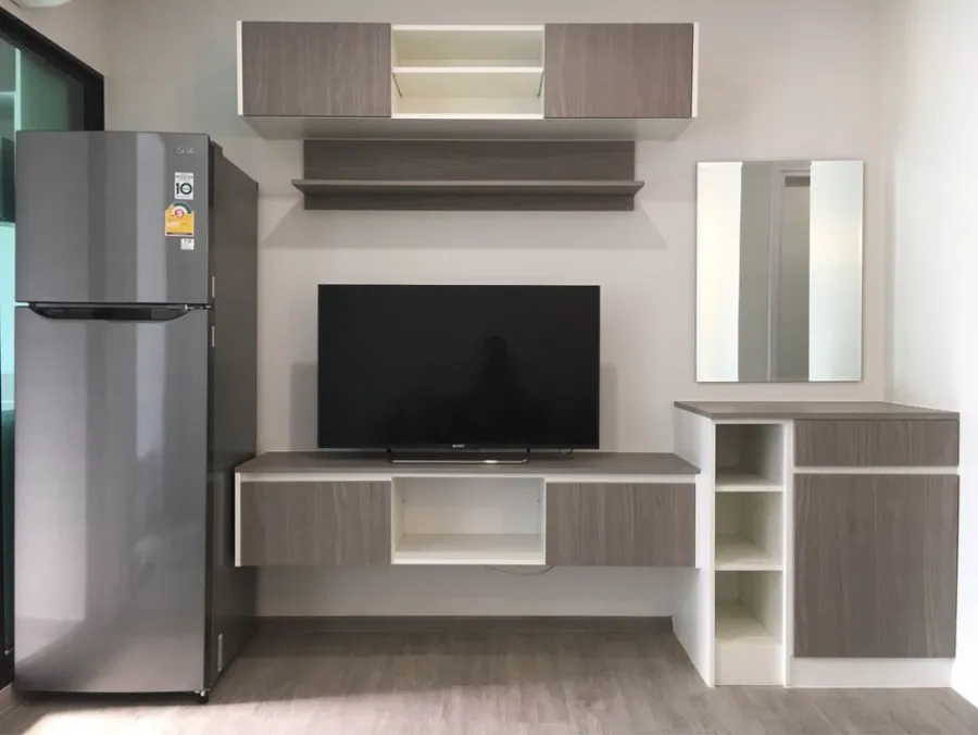 For rent, REACH Phahonyothin 52, 2nd floor, built-in furniture with new electrical appliances, lift the room, book now, don't be slow