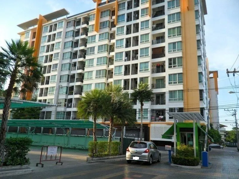 ขาย แอท ซิตี้ สุขุมวิท 101/1 ห้องสตูดิโอ ชั้น 3 อาคารแรกหน้าคอนโด แถมเฟอร์นิเจอร์ครบชุด ต้องรีบแล้ว