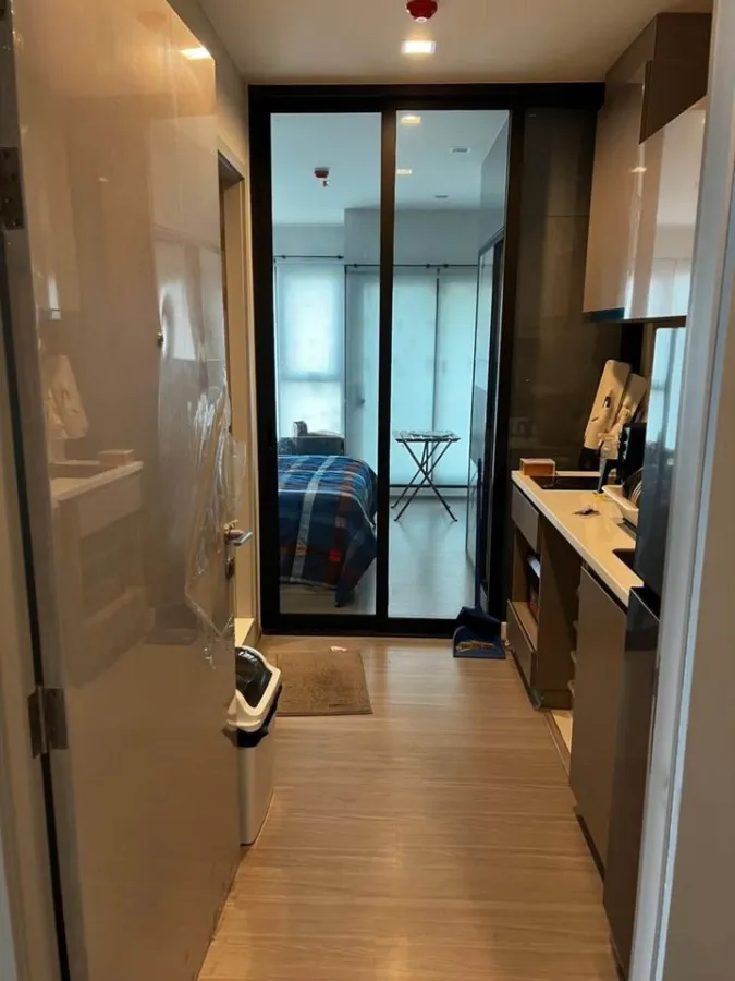ขาย ไลฟ์ สุขุมวิท 62 ผนัง Wallpaper ทั้งห้อง ระบบภายในห้องเป็นระบบ Smart Home ไม่จองคือพลาดมาก