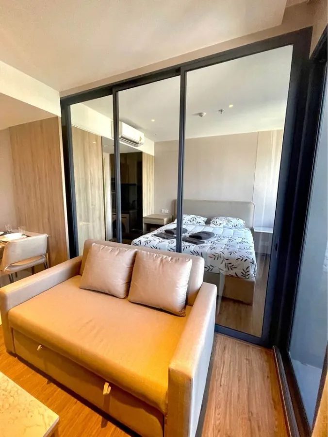 For rent, ONCE Pattaya, nicely decorated, ready to move in. Unblocked high view, great price, don't miss it.