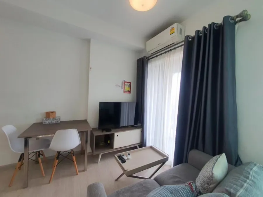 For rent, Chapter One Eco Radchada-HuaiKwang, 1 bed, 1 bath, complete electrical appliances, the room goes very quickly, hurry up and book now.