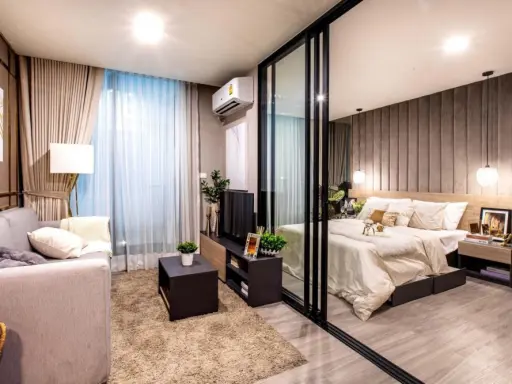 Sale down payment urgently!! Condo Hype Sathorn-Thonburi, good location, convenient transportation, near the source of food, don't miss it!! images