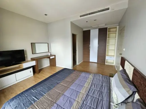 Condo for rent, Noble Reveal, nice room, spacious size, comfortable, fully furnished, 14th floor, good price, don't miss it images