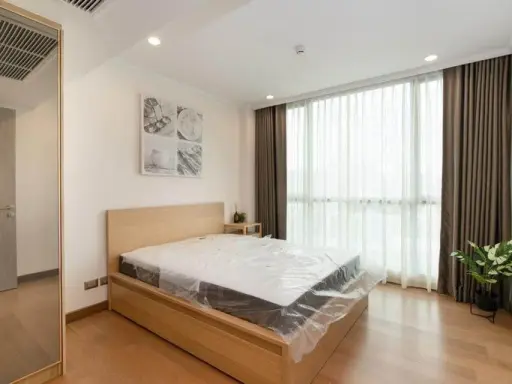 For rent, Supalai Oriental Sukhumvit 39, room decorated in soft tones, unblocked view, hurry and reserve before it slips away. ​