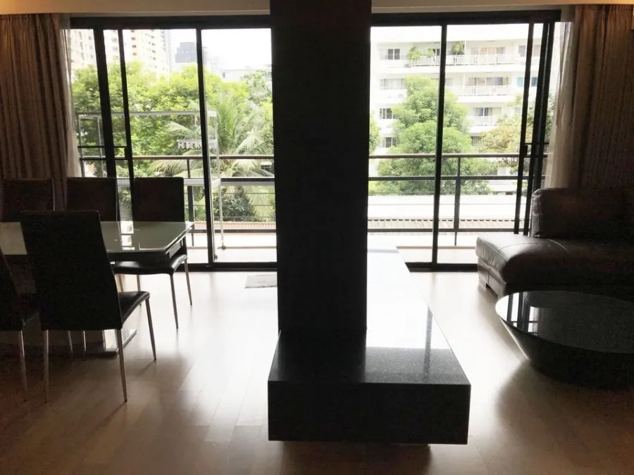 For sale for rent, Sukhumvit 61 mode, room decorated with good style, wide and large, just carry one bag and move in.