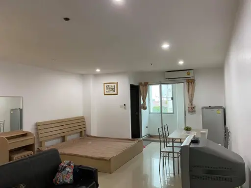 Condo for rent, Regent Home 1, Phahon Yothin 67, private corner room. fully furnished Ready to move in