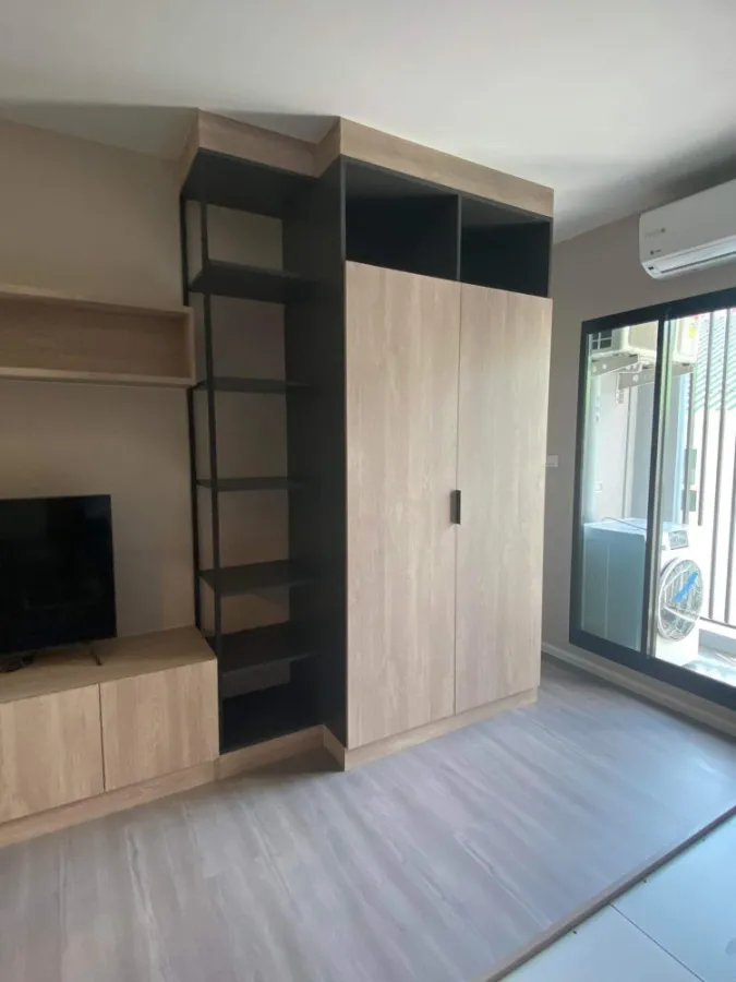 For Rent ดีคอนโด ไฮด์อเวย์ รังสิต เฟส 4 กั้นห้องเป็นสัดส่วน พร้อมเครื่องใช้ไฟฟ้าจัดเต็ม รีบจองเลยน้า