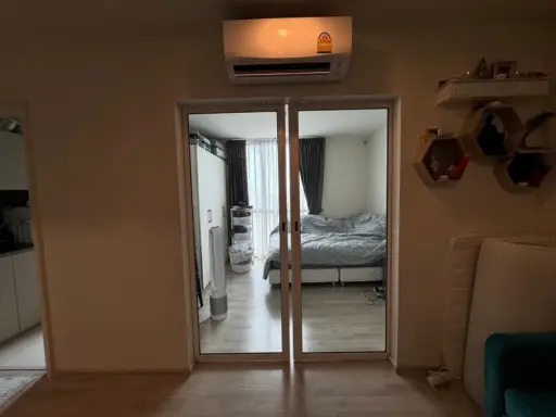 For sale: Chambers Cher Ratchada-Ramintra, 7th floor, not hot, special location, fully furnished room, nice to live in, reserve now, urgently.