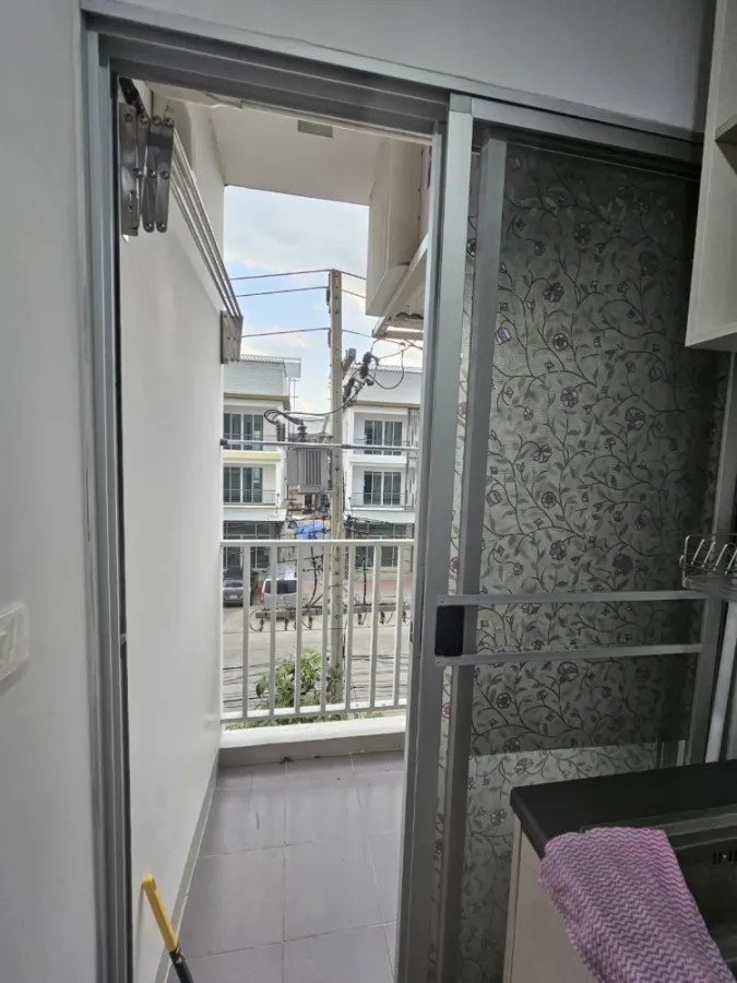 For rent: The Kit Rangsit-Tiwanon, 3rd floor, fully furnished, comfortable, book now, don't miss out.