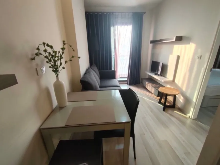 Condo for sale, Centric Ratchada-Huay Kwang, ready to move in, complete facilities. Hurry up to reserve it.