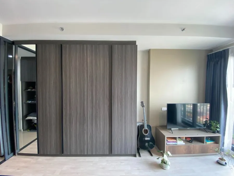 For sale Ideo Ratchada-Sutthisan, 18th floor, very beautiful view, fully furnished, good price, you must reserve now.