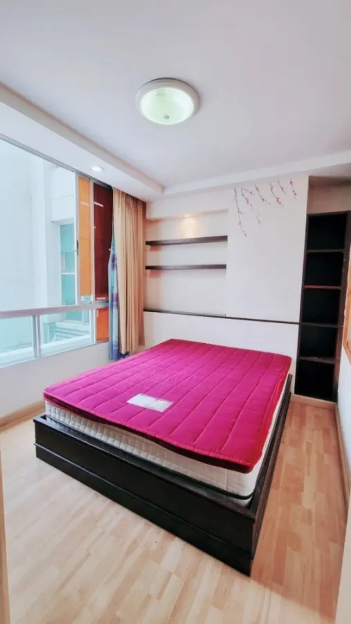 Condo for rent, Ratchada City 18, nice, furnished + complete electrical appliances Facilities are ready. Hurry up to reserve.