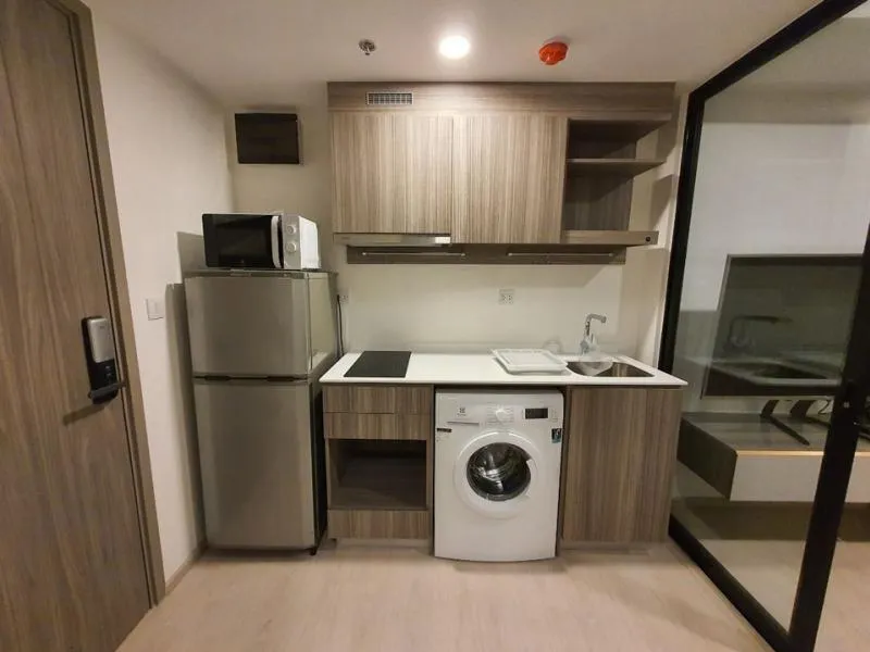 Knightsbridge for rent Phaholyothin-Inter The room is very nice, fully furnished, easy to travel. If you miss it, you will regret it.