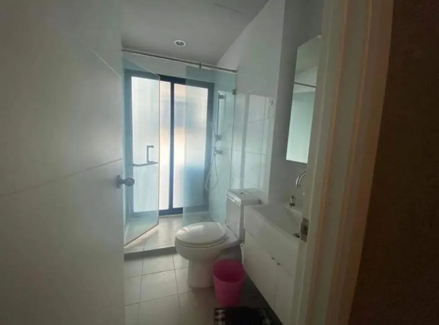 For rent, blocks 77, stick wallpaper in the whole room Complete electrical appliances, unblocked view, if interested, must reserve