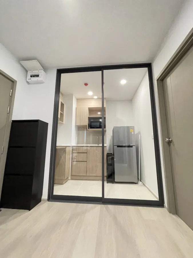 For rent, Aspire Rattanathibet Weston, nice room, complete with furniture, complete electrical appliances, inexpensive price, hurry to book