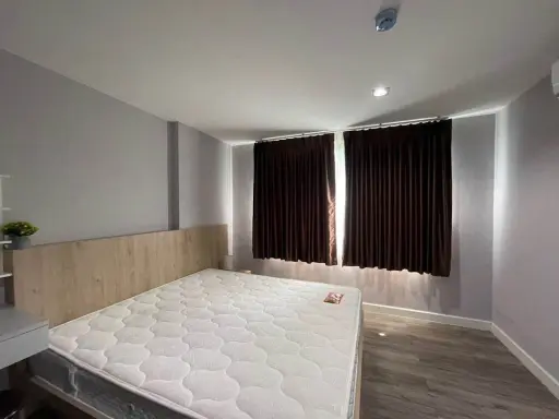 For rent, G Condo Sriracha, big room, great value. Very cool gray tone, very good price, very easy on the pocket. Book now, don't wait.