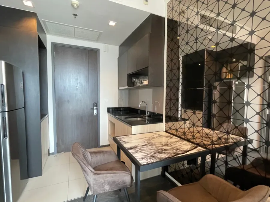 For rent: Edge By Sansiri (Sukhumvit 23), 11th floor, fully furnished, very livable. Book now!