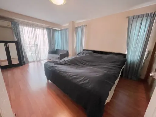 Condo for rent, Chateau in town Ratchadapisek 13, 8th floor, super wide room. Plenty of usable space Don't miss a lot images