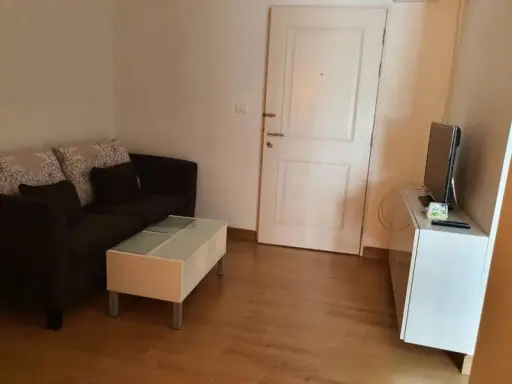 For rent DEN Vibhavadi, near the airport, 1 bedroom, fully furnished, ready to move in. If you miss it, you will regret it.