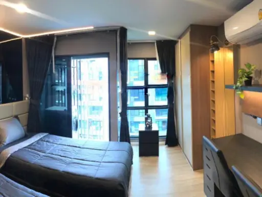 ว้ายยย ห้องตกแต่งพรีเมี่ยมสุดๆ บิวท์อินรอบห้อง ได้วิวสระสวย สนใจจองด่วนที่ KAVE TOWN SPACE ให้เช่า images