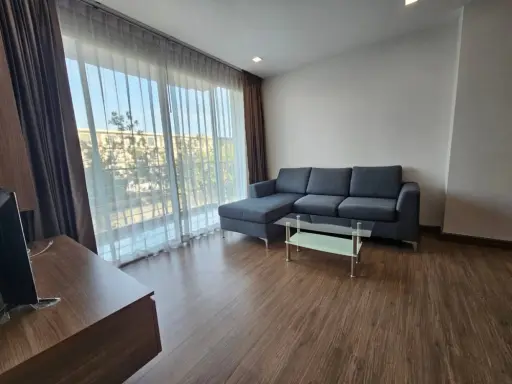 For rent Green Lake Condo Sriracha ห้องกว้างขวาง มาพร้อมพื้นที่ใช้สอย ราคาดี รีบมาจองเลย