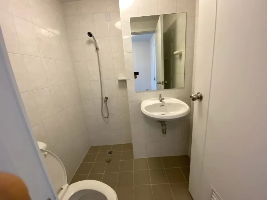 Condo for sale PLUM CONDO 89, empty room, affordable price, room lovers, I tell you that you must not miss it.