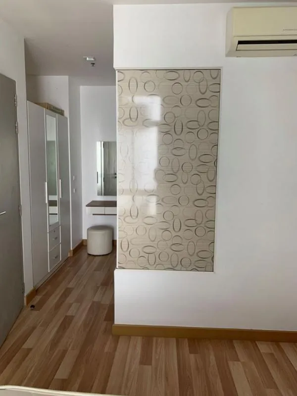 Condo for rent, Ideo Verve Sukhumvit, 22nd floor, fully furnished, ready to move in, next to the train, special price !! Don't miss it !!
