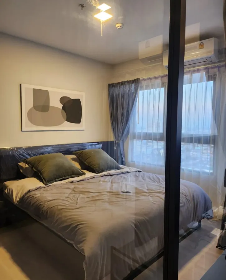 For sale, for rent, Condo The Key MRT Phetkasem 48, fully furnished and equipped with electrical appliances, very comfortable, hurry and book now.