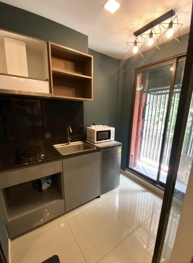 For sale, for rent, The Tree Din Daeng, Ratchaprarop, furnished room, ready to move in, well-built-in, complete here, just come with yourself and you