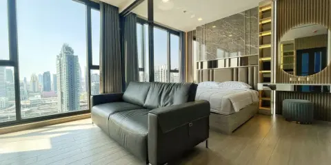 ขาย ให้เช่า!! คอนโด วัน ไนน์ ไฟว์ อโศก-พระราม 9 ตกแต่ง Luxury Built-in Furniture วิวสุดปัง จองเลย!!