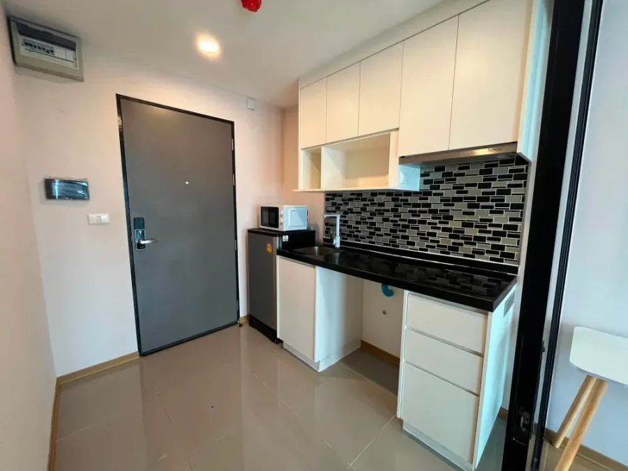 Selling Bangkok Horizon Lite @ Phetkasem 48 units. Nice, fully furnished, and complete with all amenities. Book now!