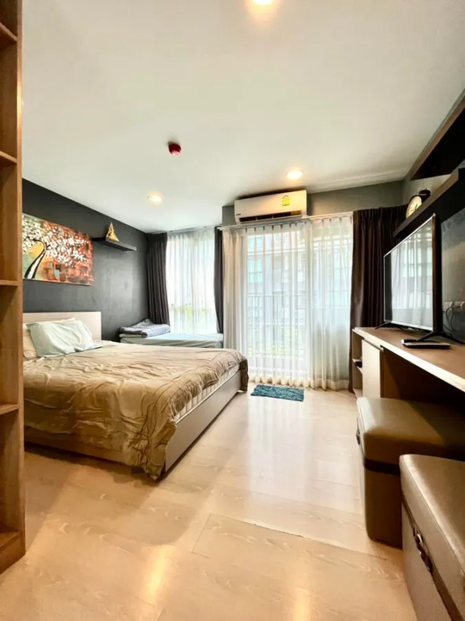 For sale the excel udomsuk, fully furnished, pool view, washing machine. Like this need reservation