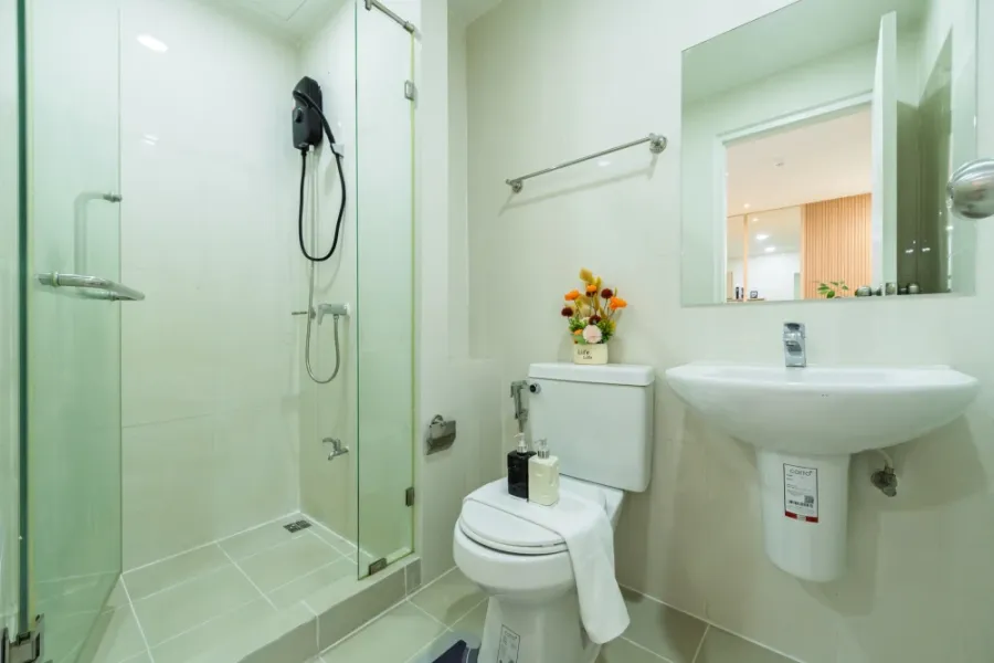 ขายด่วนๆ I Condo Sukhumvit 105 ห้องแต่งพร้อมอยู่ เฟอร์ เครื่องใช้ไฟฟ้าครบ มาแต่ตัวเข้าอยู่ได้เลย อย่าพลาด