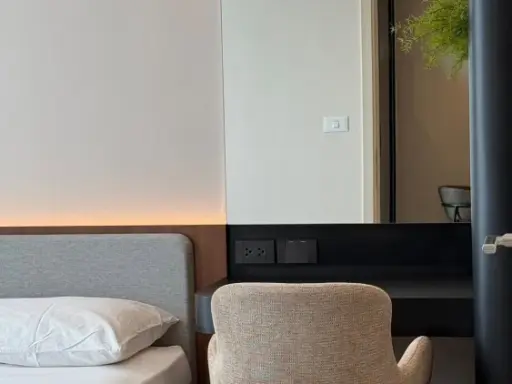 ให้เช่า NUE DISTRICT R9 ห้องตกแต่งโดยอินทีเรีย งาน Built-in ทั้งห้อง เฟอร์นิเจอร์และเครื่องใช้ไฟฟ้าครบ พร้อมเข้าอยู่