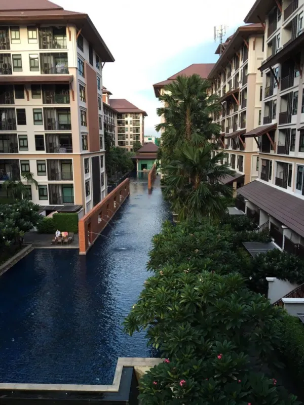 ขายคอนโด บ้านนวธารา ห้องมุม วิวสระ อย่าช้า จองเลย !!