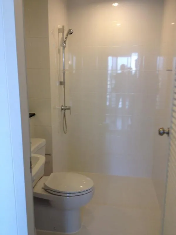 Let's come. Don't miss it. New room. Never lived. High floor, good condition, Condo for sale, The Tree Bang Po Station.